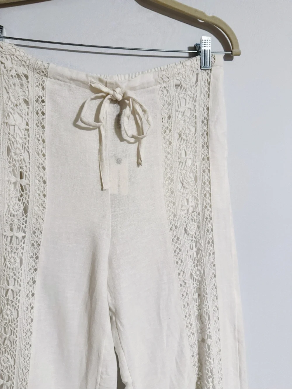 Anthropologie - RARE White Linen Lace Pull-On Pants